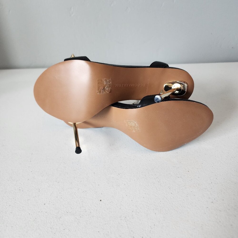 BCBGMaxAzria Sandals "NEW" - Picture 10 of 16